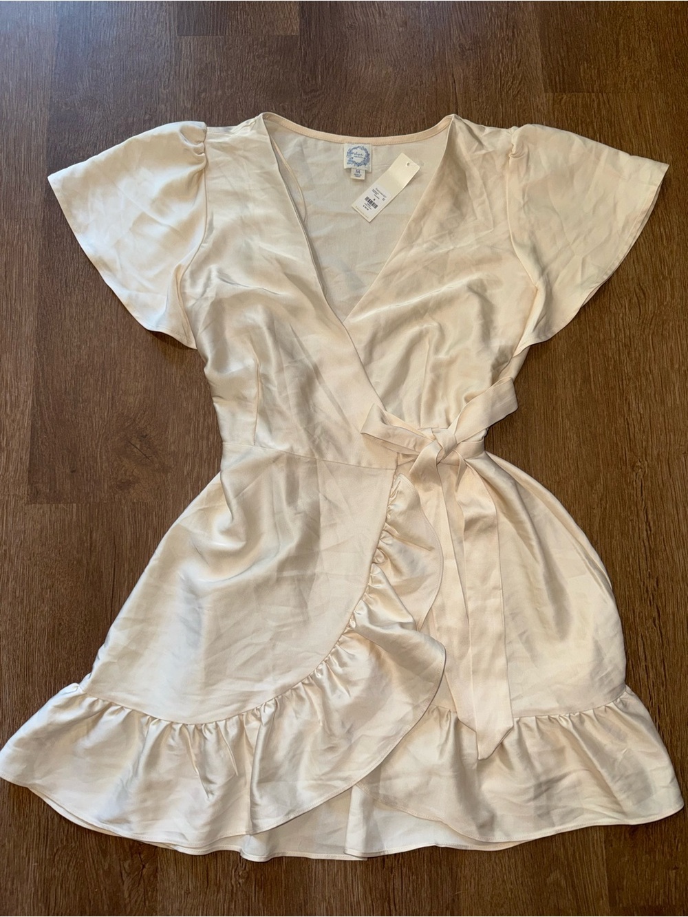 Blue Rain Cream Satin Wrap Dress V-Neck Ruffle Tie Waist Short Sleeve M
